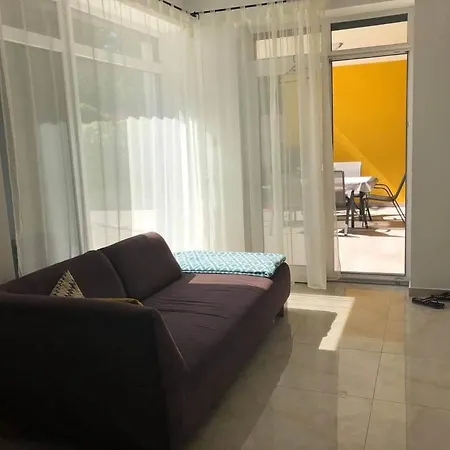 Palmahaz Apartmán *